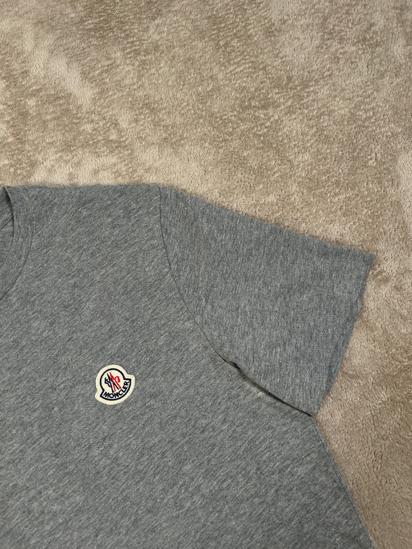 Moncler T-shirt