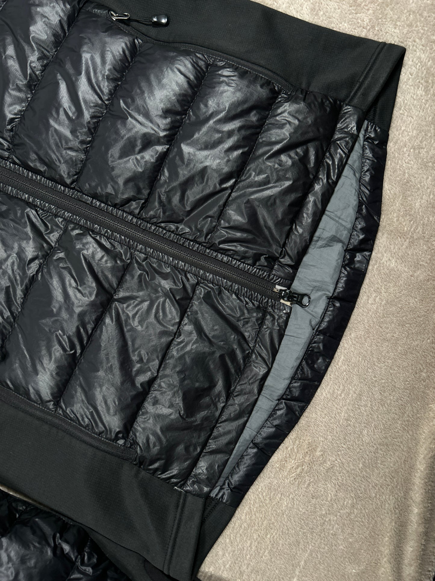 Canada Goose Hybridge Lite Jacket