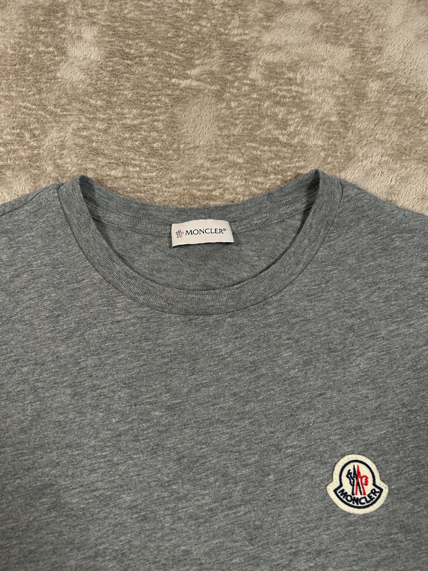 Moncler T-shirt