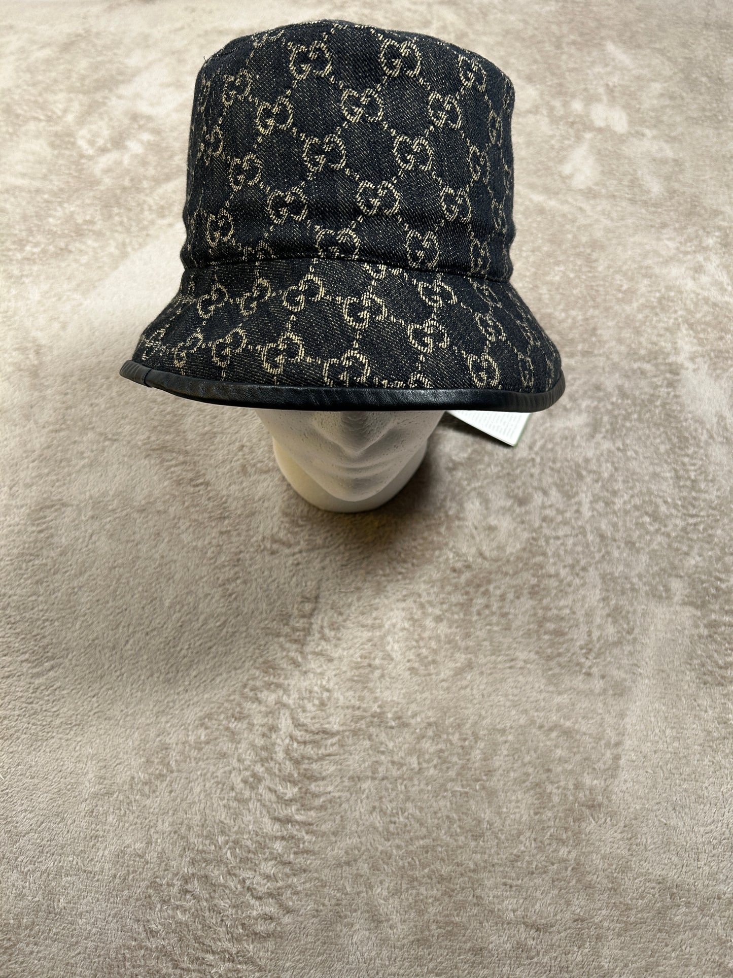 NEW Gucci GG Bucket Hat