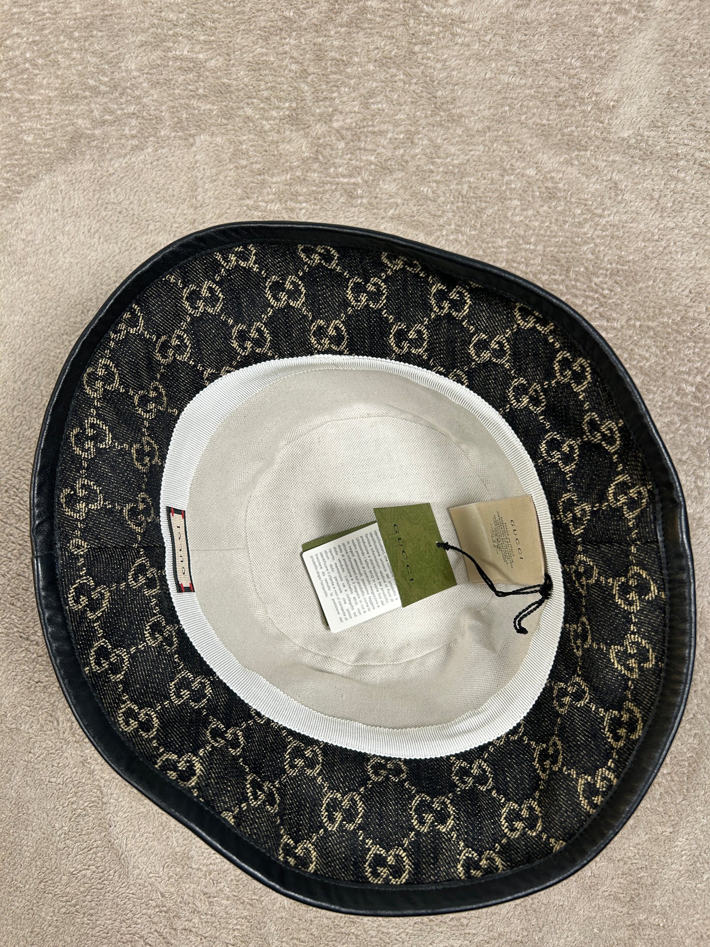 NEW Gucci GG Bucket Hat