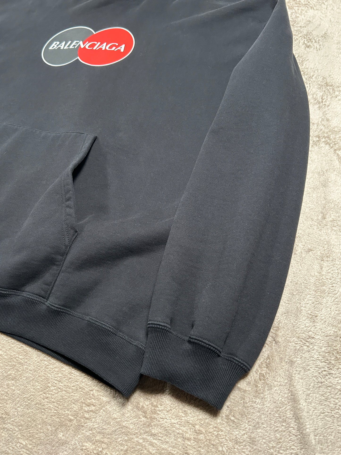 Balenciaga kreditkortslogotyphuvtröja