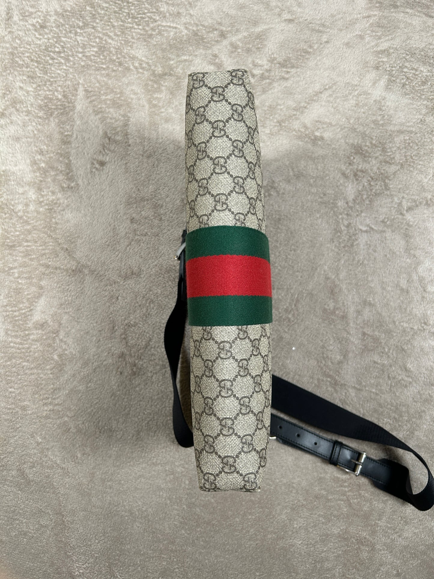 Gucci GG Medium Messenger Bag