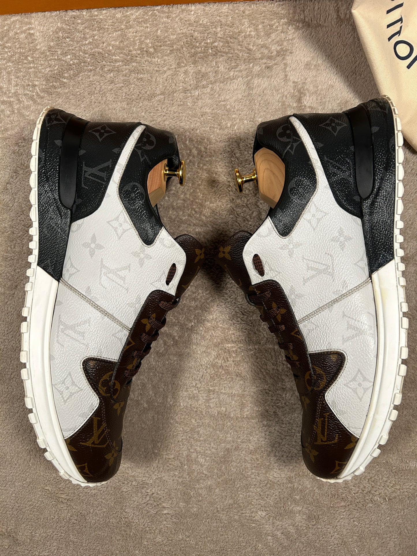 Louis Vuitton Runaway Sneakers