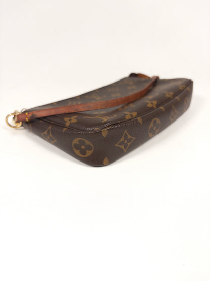 Louis Vuitton Monogram Pochette Accessoires