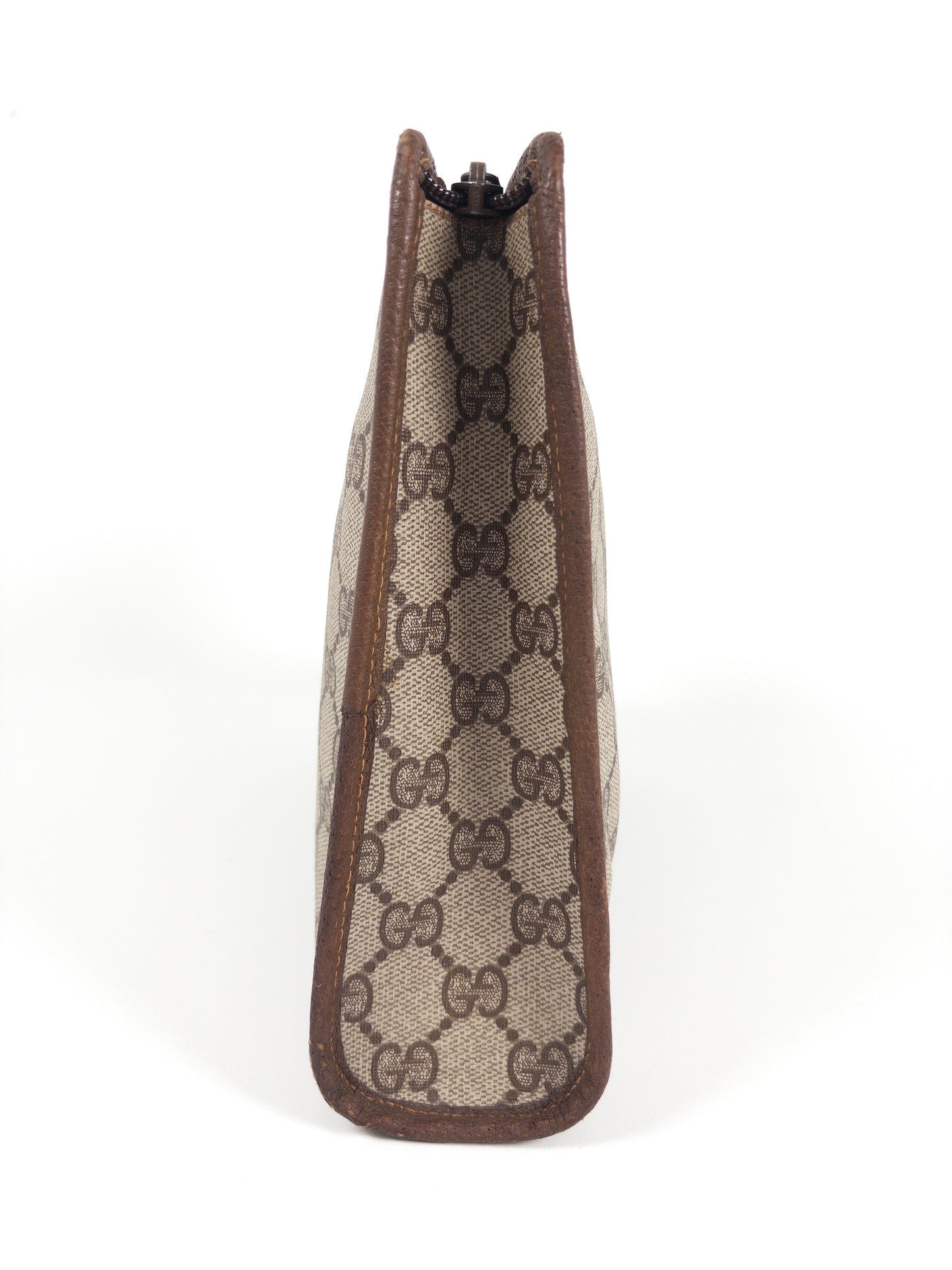 Gucci GG Supreme Clutch Bag