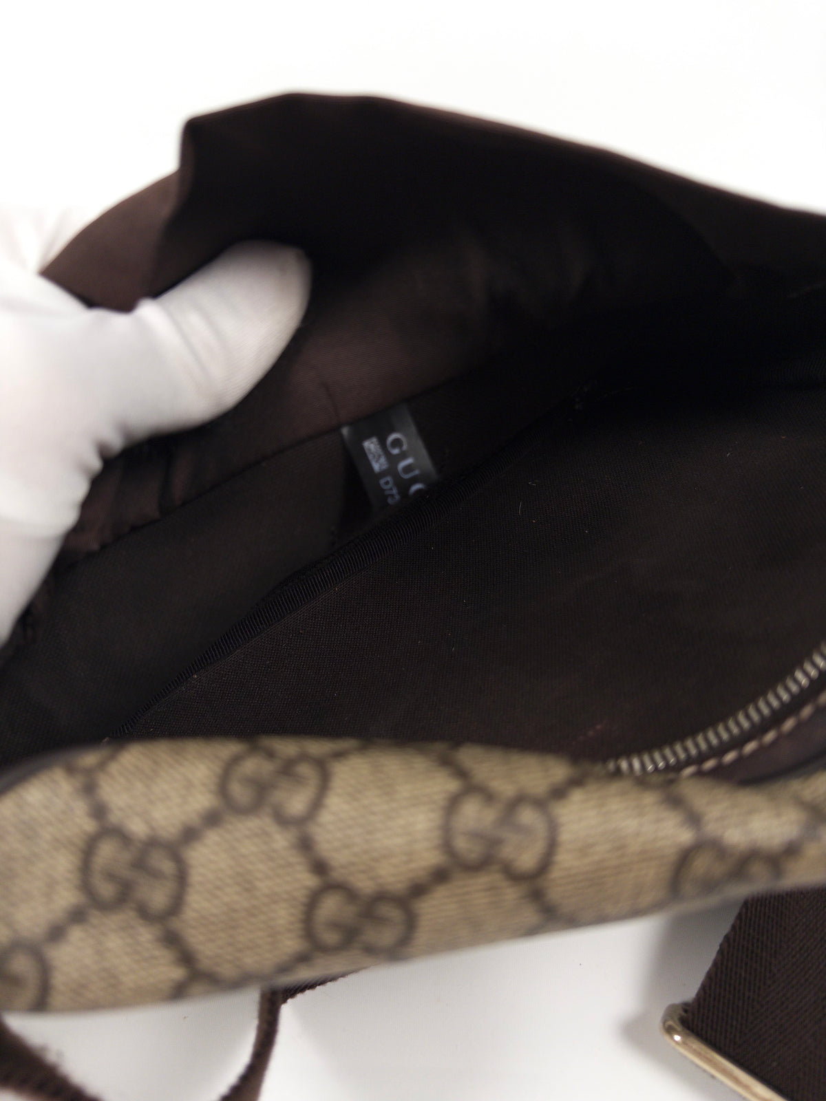 Gucci GG Supreme Waist Bag