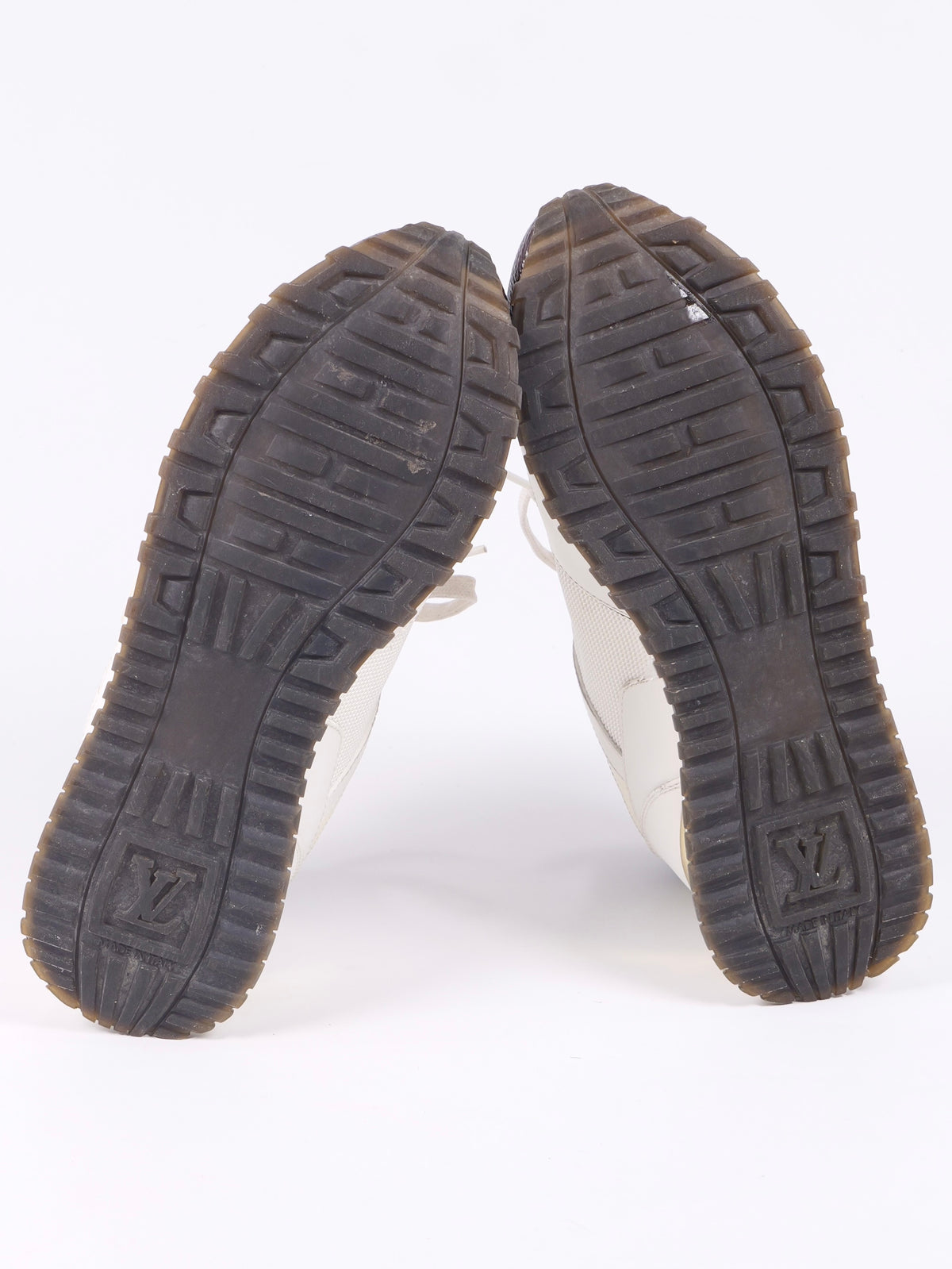 Louis Vuitton Women Run Away Sneakers 36 ½