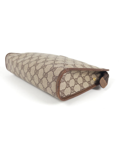 Gucci GG Supreme Clutch Bag