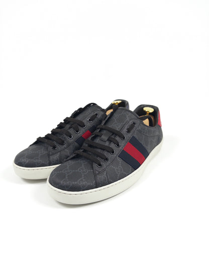 Gucci GG Supreme Sneakers (EU 44)