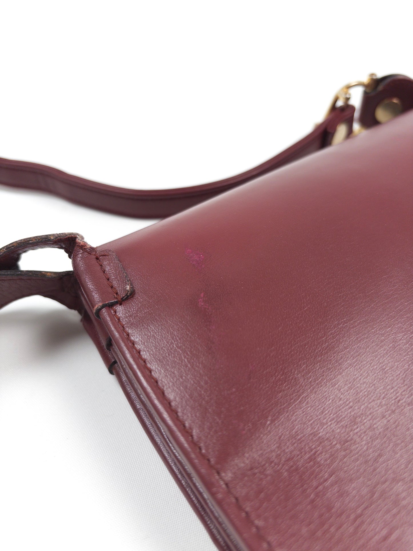 Must de Cartier Burgundy Leather Shoulder Bag