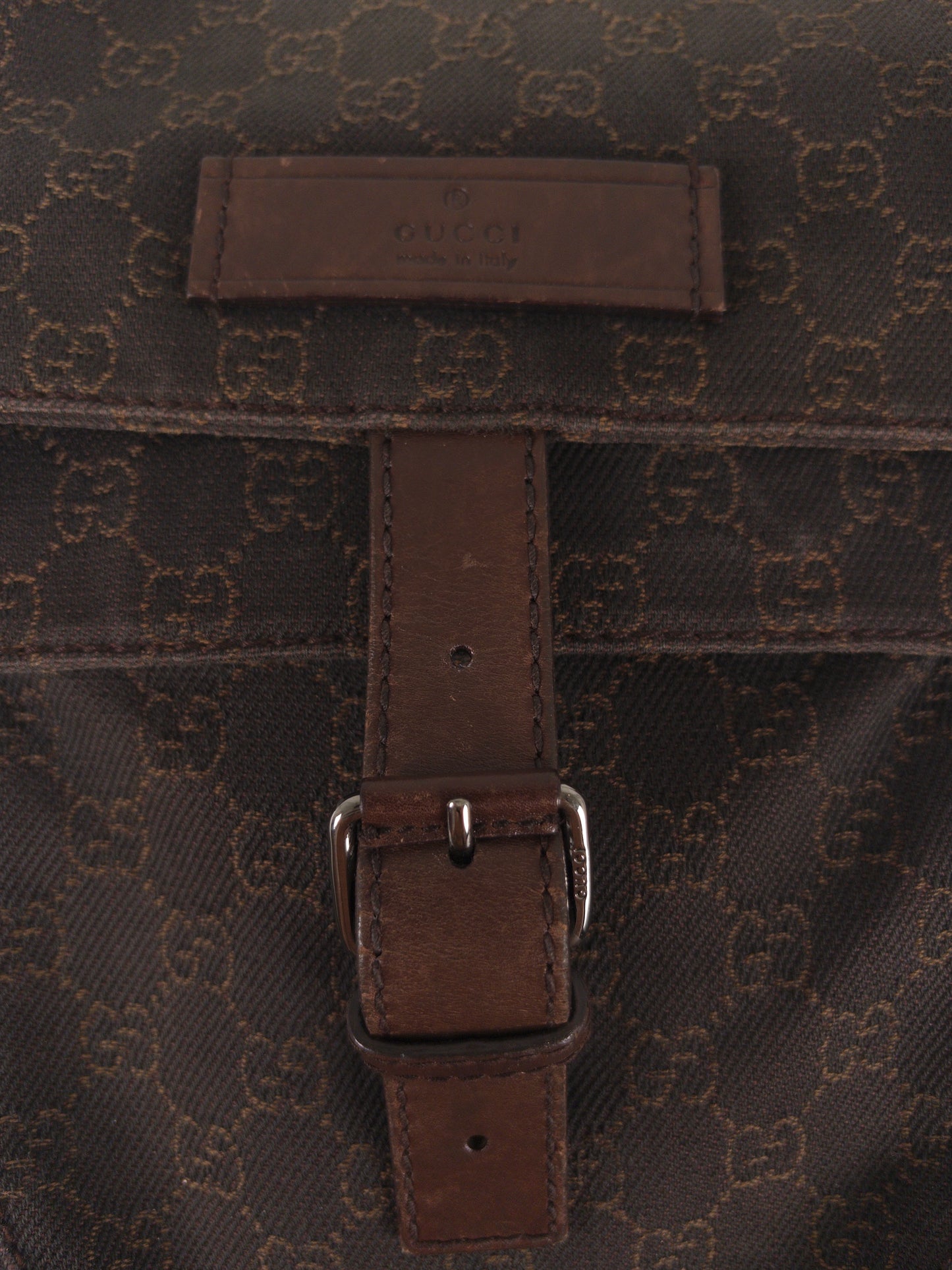Gucci GG Denim and Calf Leather Logo Embossed Shoulder Bag