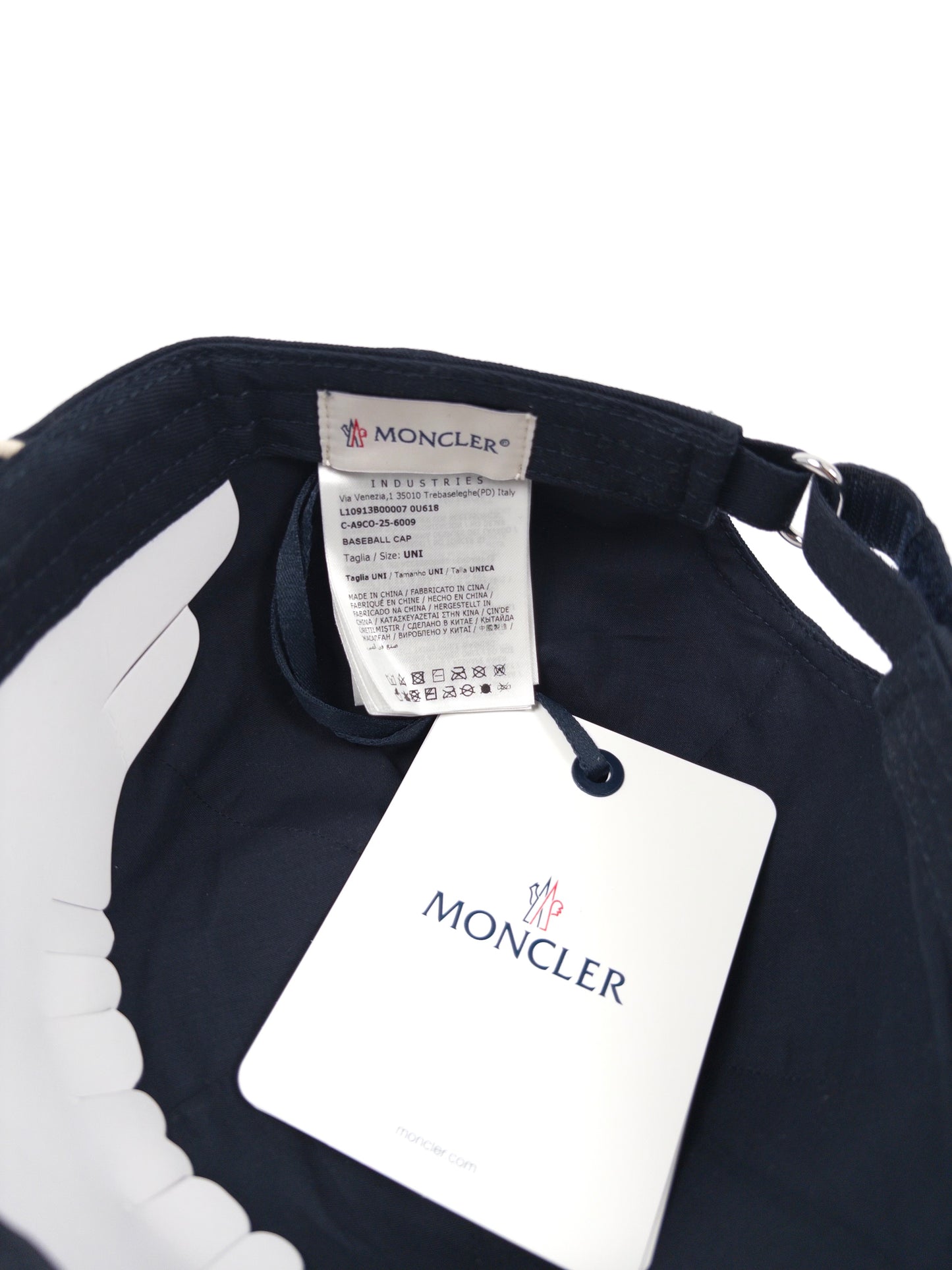 Moncler Cap - Navy -  with Tags