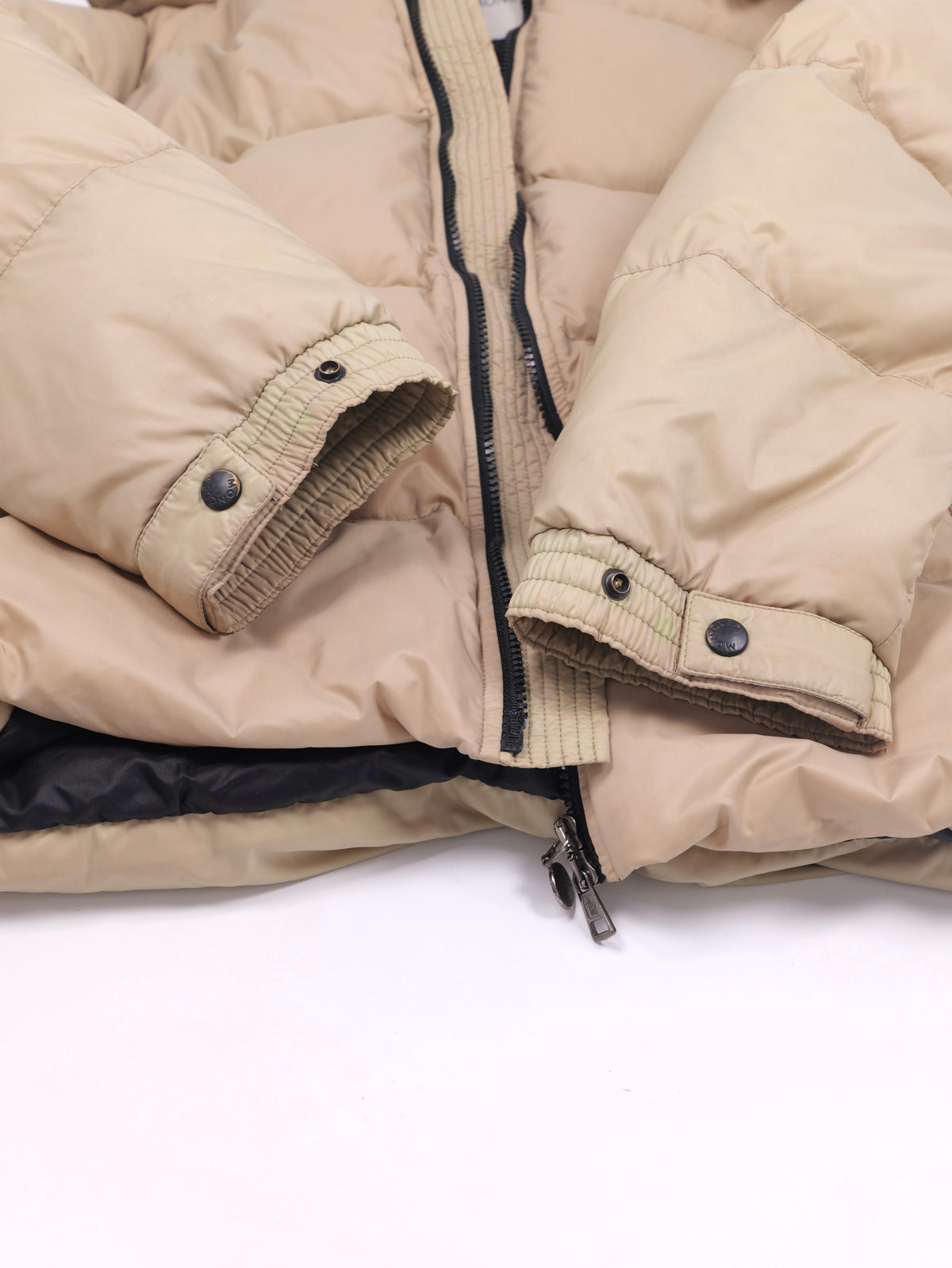 Moncler Bazille Down Jacket (XL)