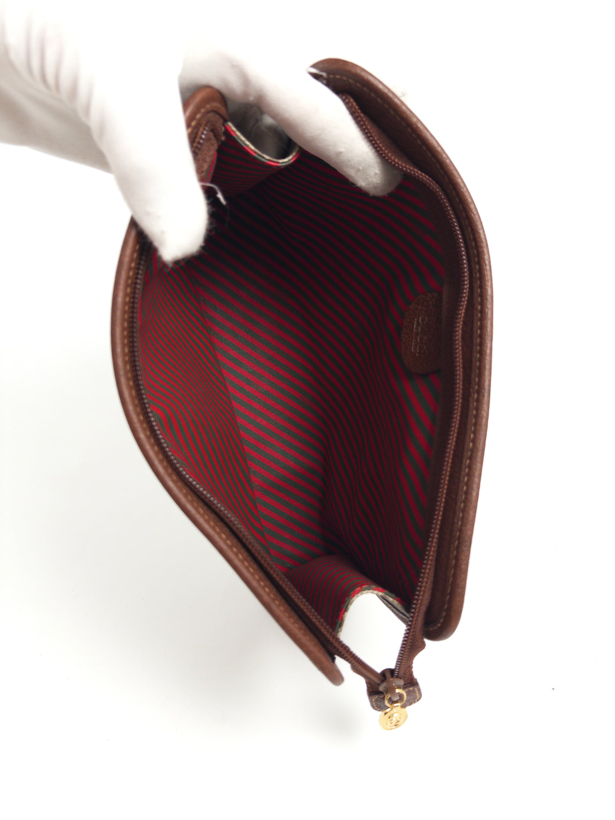 Gucci GG Supreme Clutch Bag