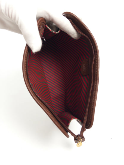 Gucci GG Supreme Clutch Bag
