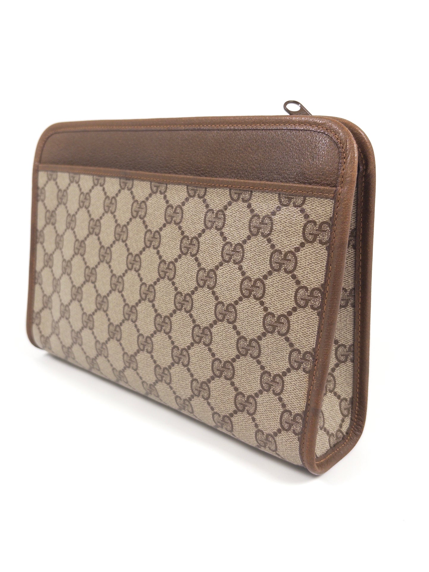 Gucci GG Supreme clutch bag