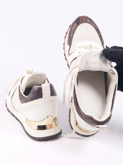 Louis Vuitton Women Run Away Sneakers 36 ½