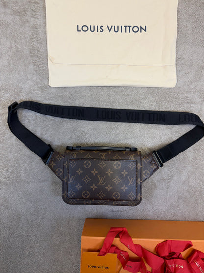 Louis Vuitton S Lock Messenger Bag