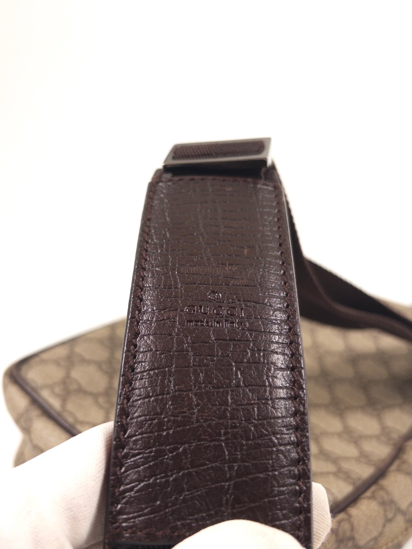 Gucci Cross Body Bag
