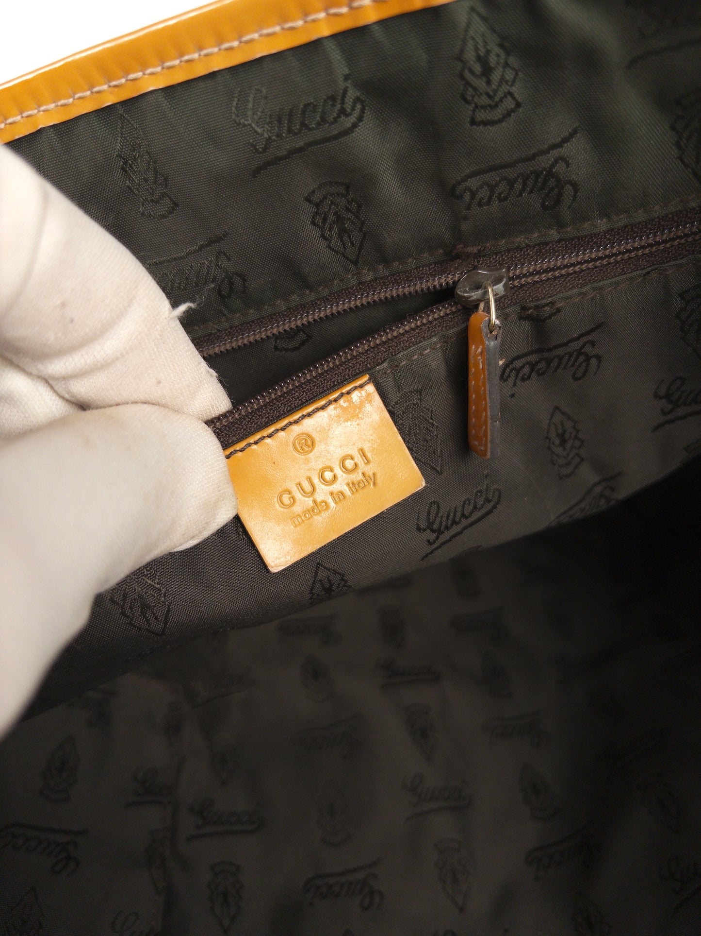 Gucci GG Canvas Jolly