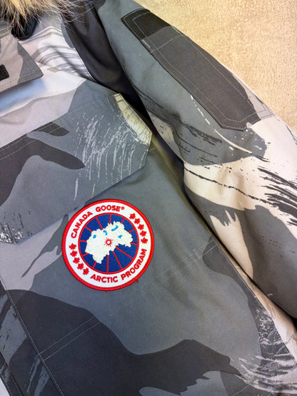 Canada Goose Expedition (fits L/XL)