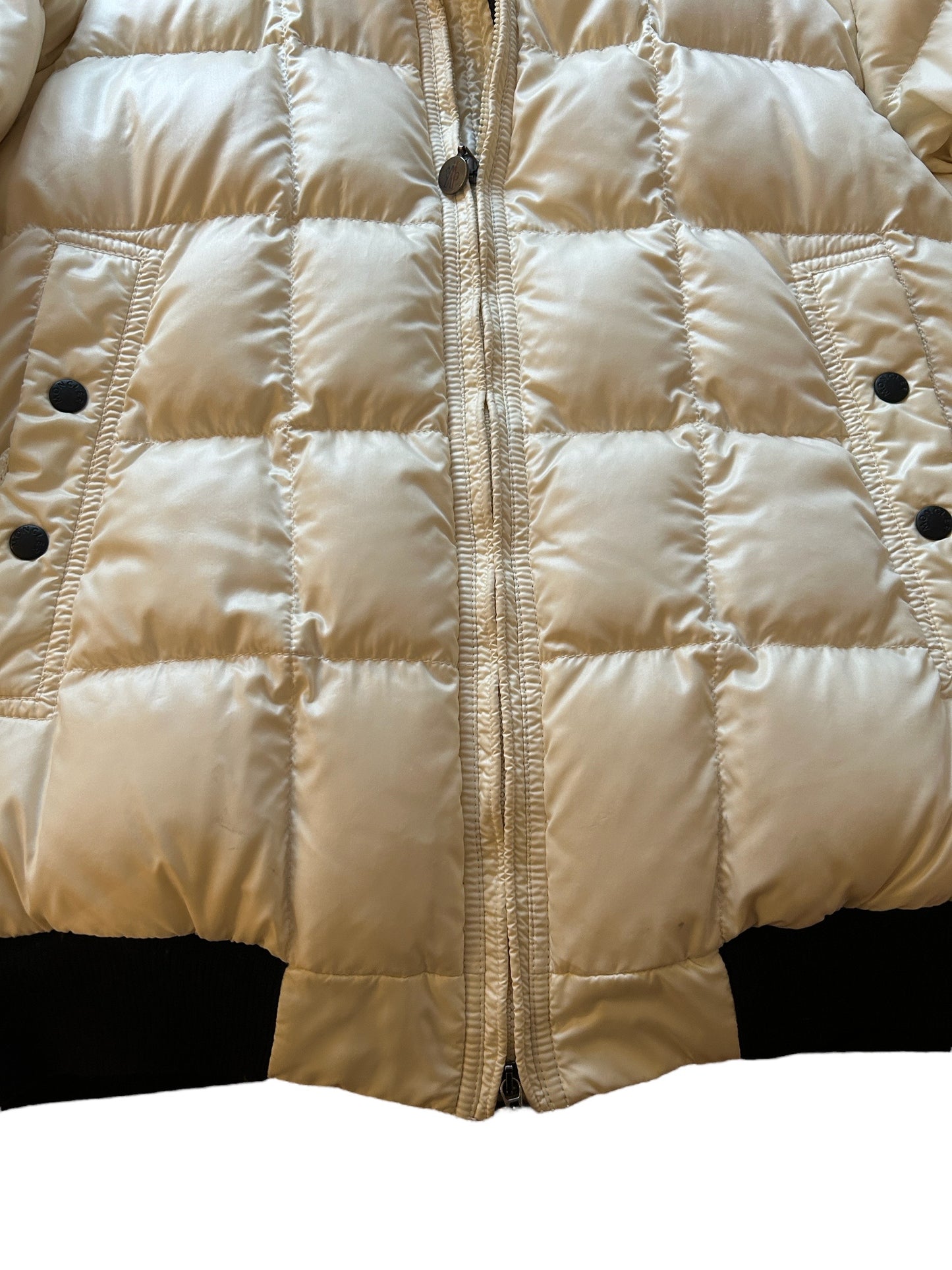 Moncler Auburn