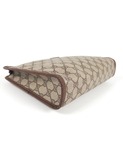 Gucci GG Supreme Clutch Bag