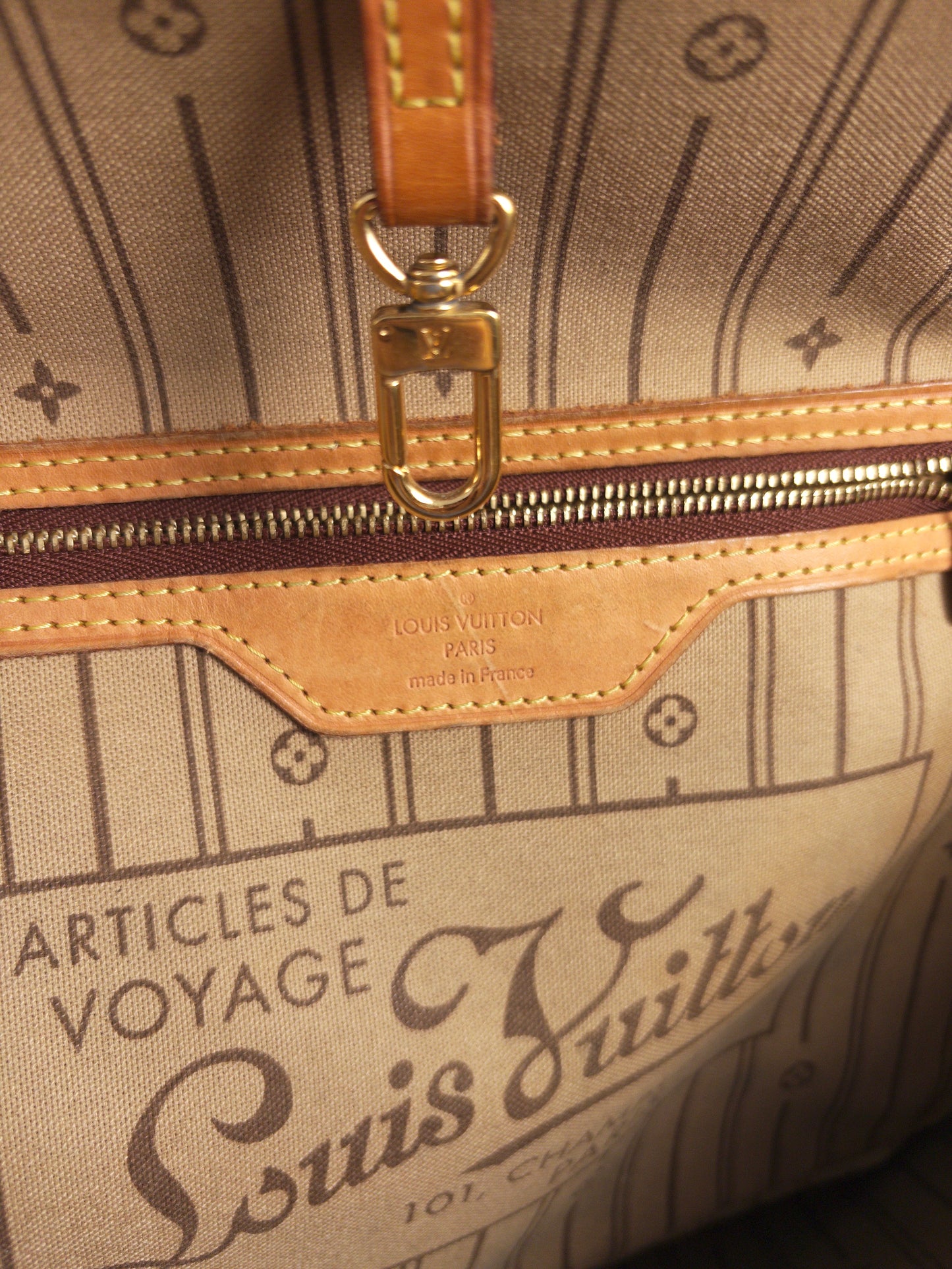Louis Vuitton Neverfull MM Monogram