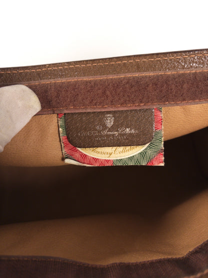 Gucci GG Supreme Clutch Bag