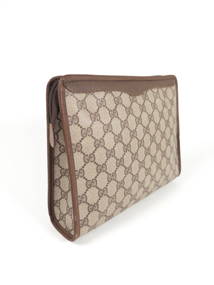Gucci GG Supreme Clutch Bag