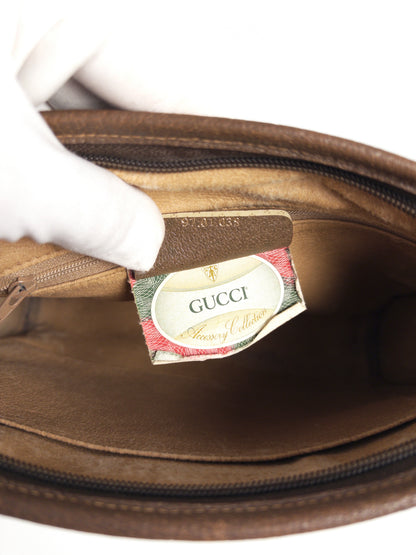 Gucci GG Supreme Clutch Bag