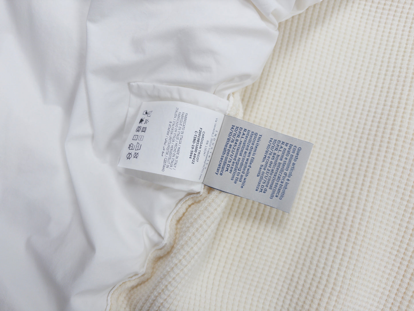 Moncler Spell-out Down Cardigan White (Fits M)