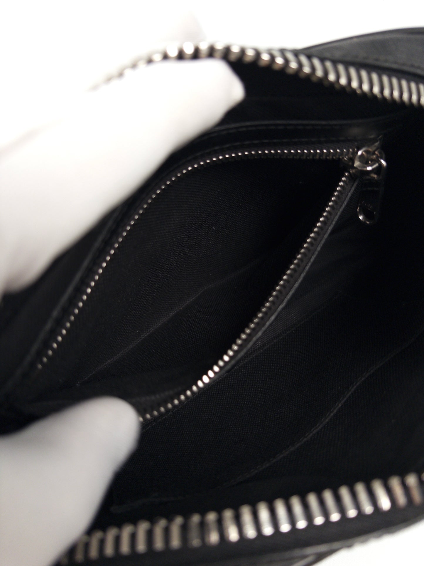 Gucci GG Supreme Belt Bag
