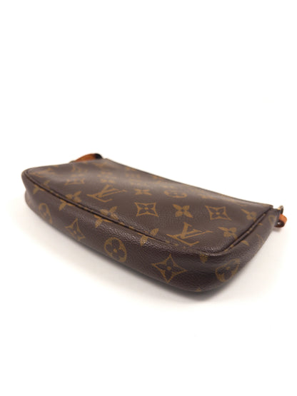 Louis Vuitton Monogram Pochette