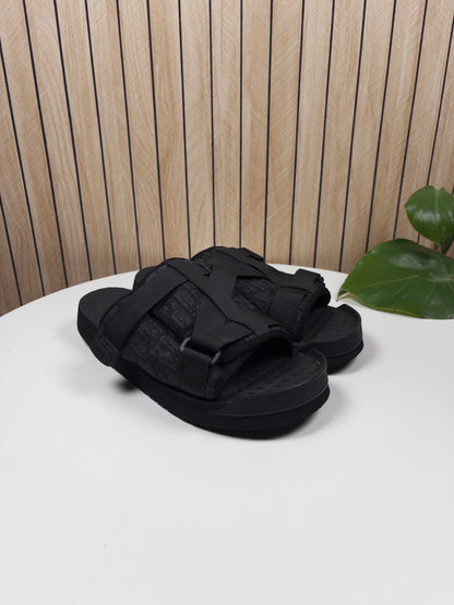 Dior Alpha Sliders