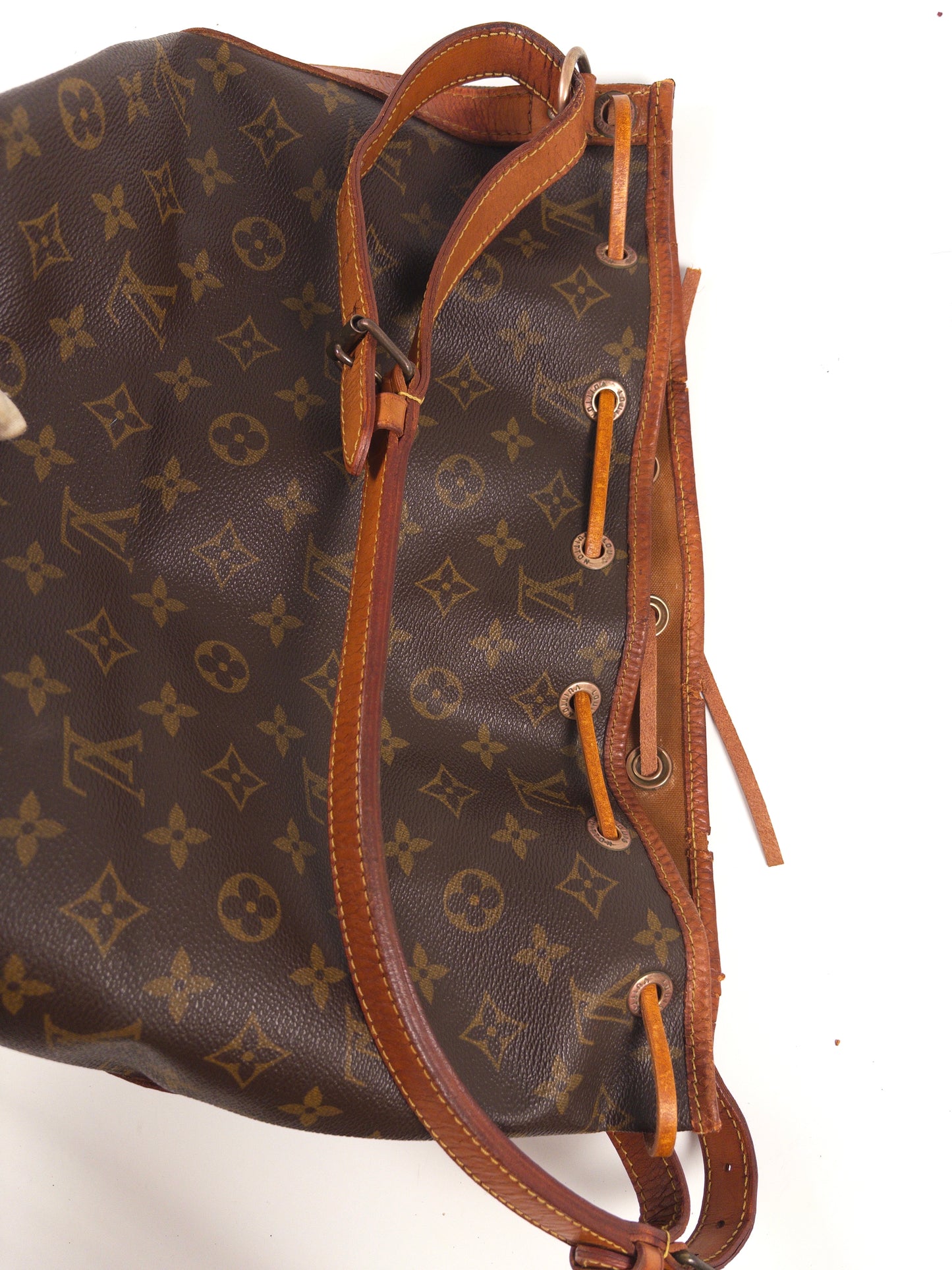 Louis Vuitton Noe Petit