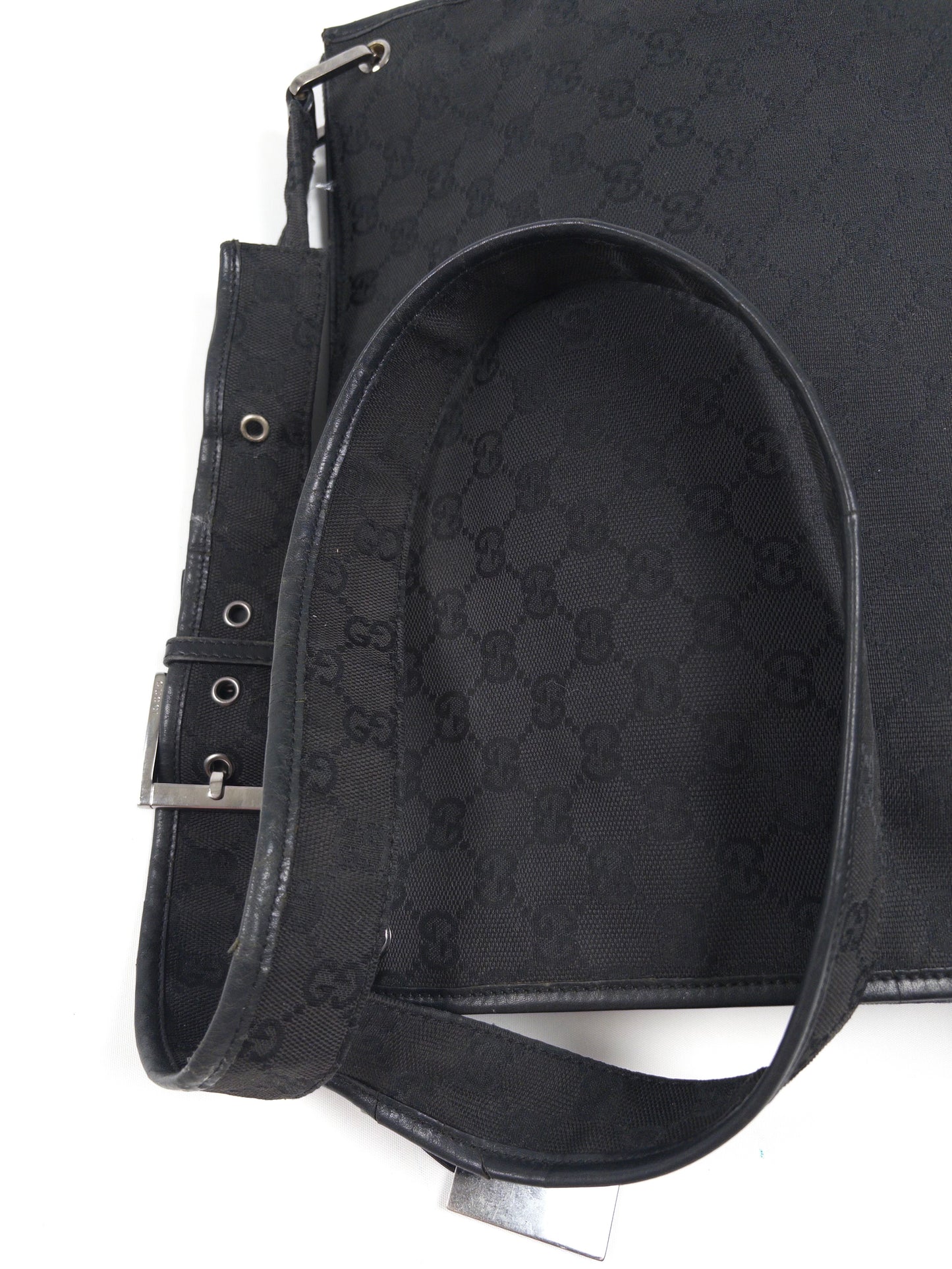 Gucci GG Canvas Messenger Bag