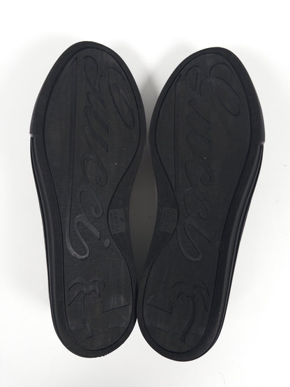 Gucci GG Sneakers (EU 43)
