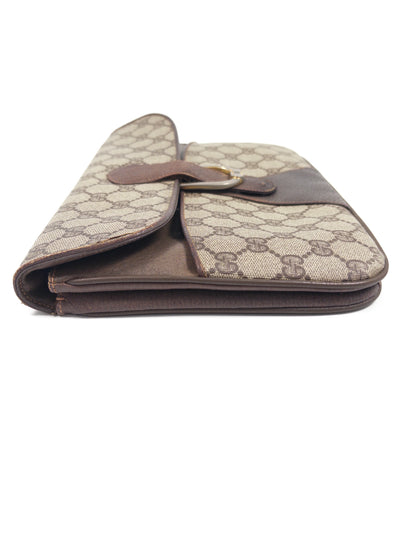 Gucci GG Supreme Clutch bag