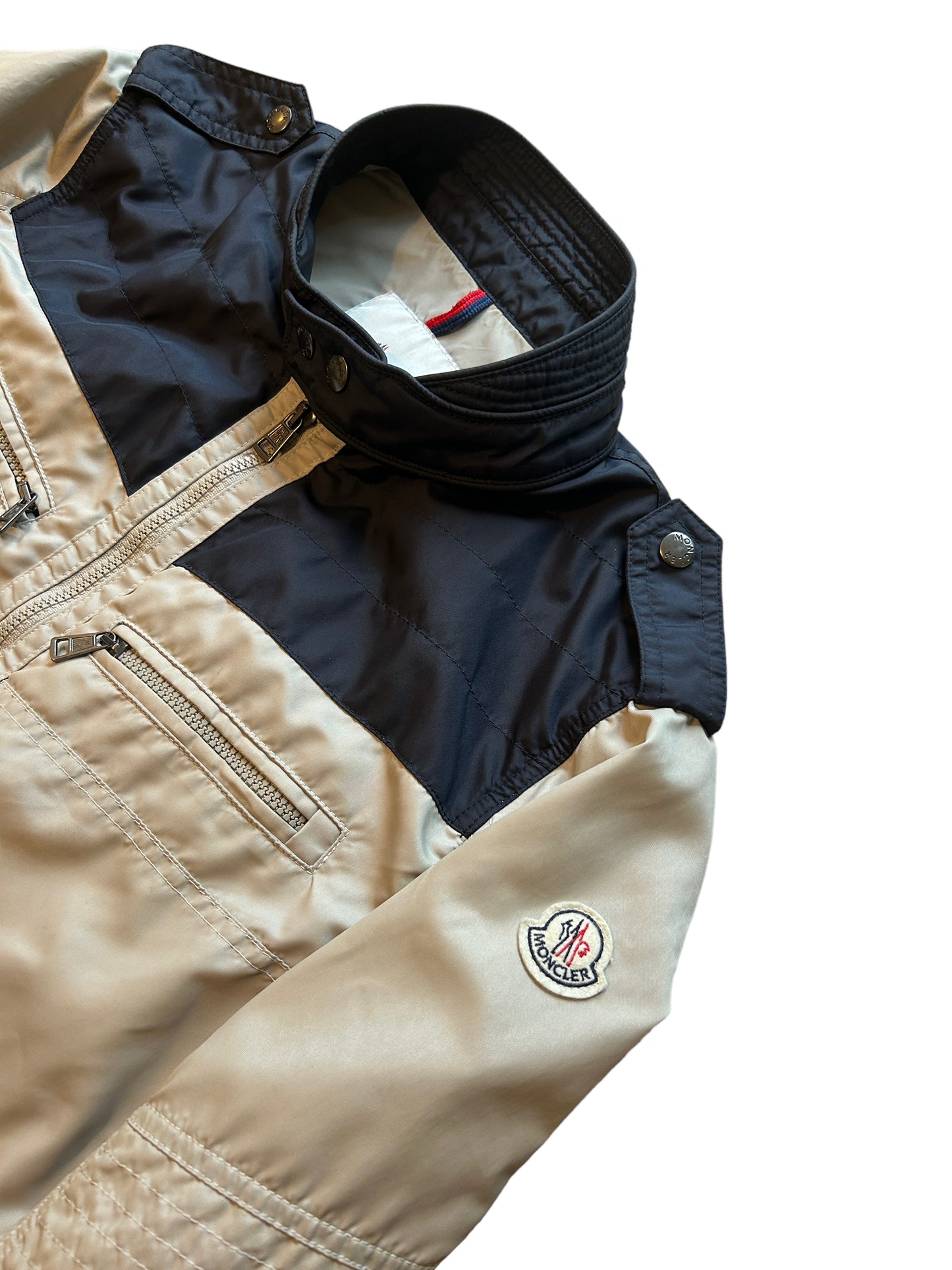 Moncler Bayle