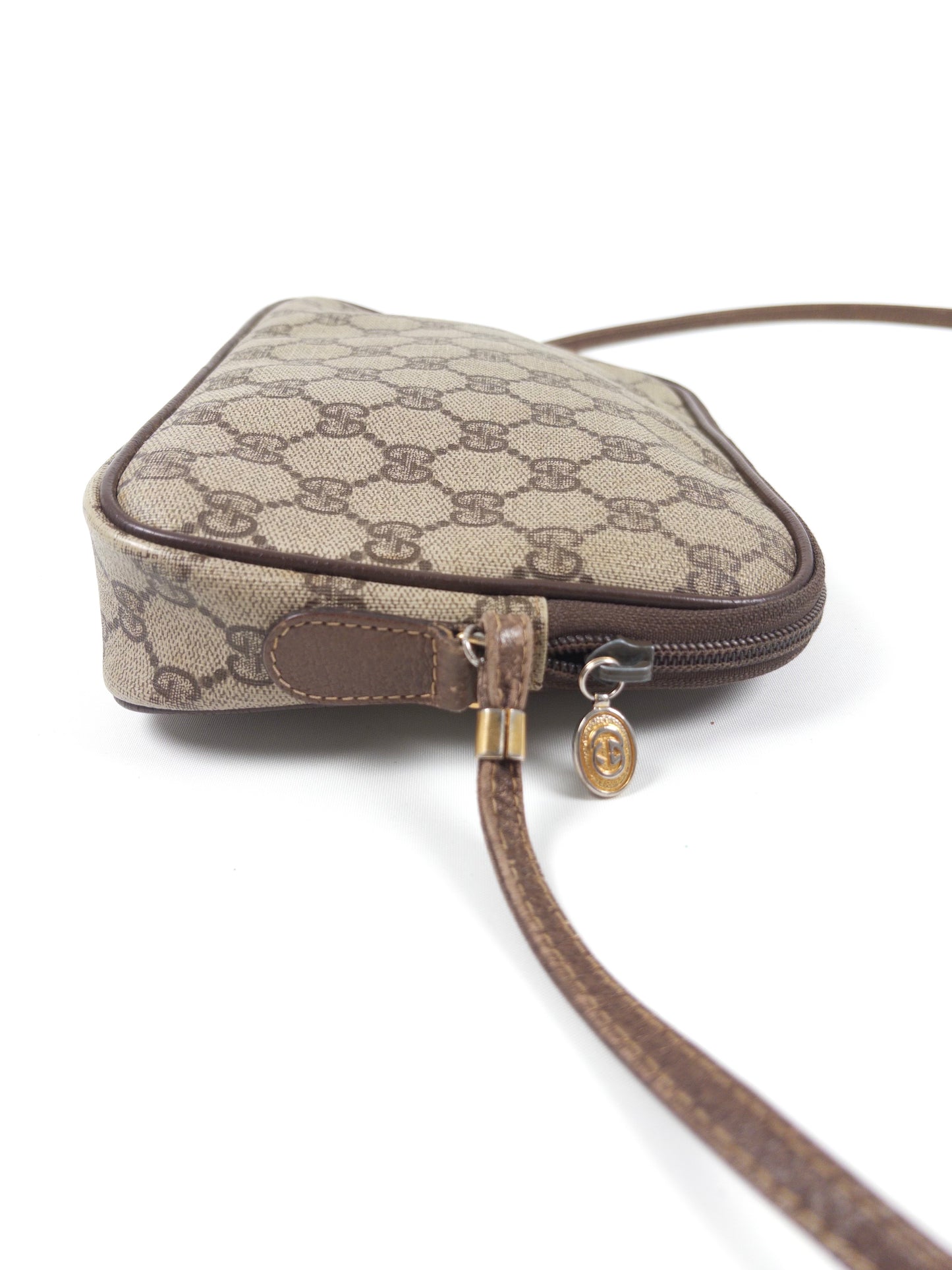 Gucci GG Supreme Crossbody Bag