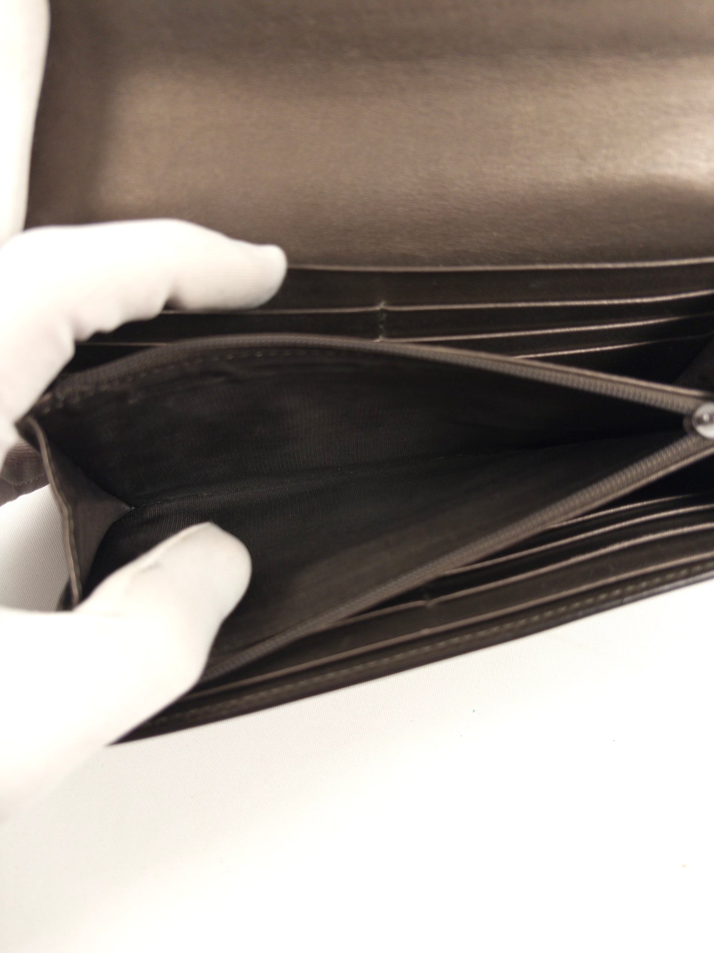 Gucci Microguccissima Pattern Leather Continental Wallet