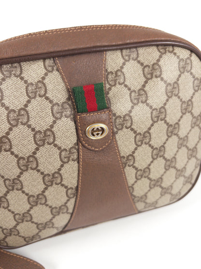 Gucci GG Supreme Sherry Clutch Bag