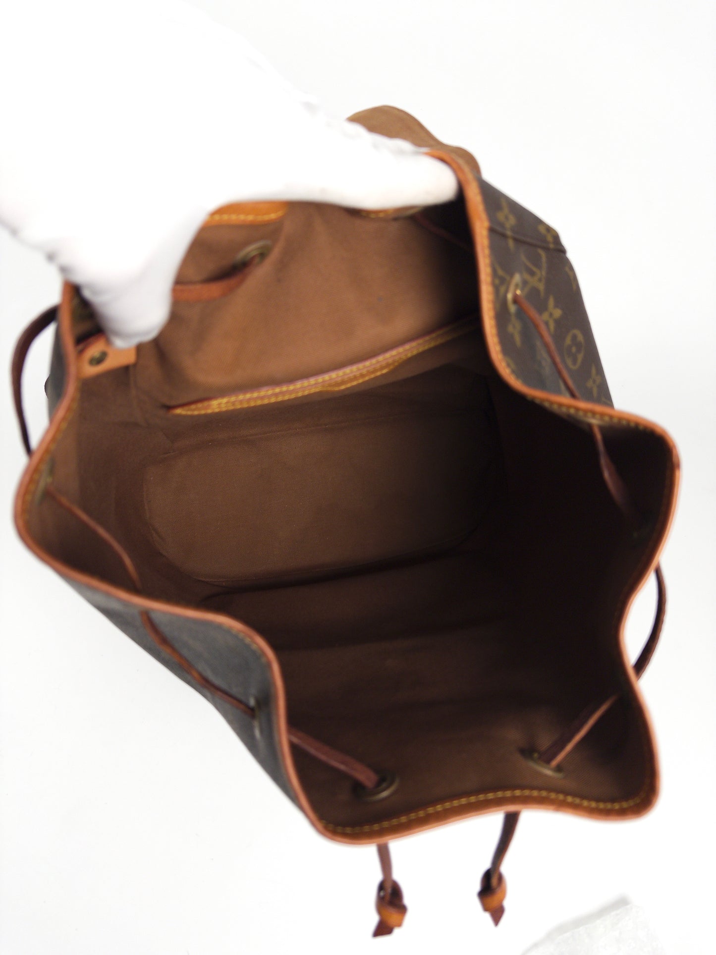 Louis Vuitton Montsouris GM
