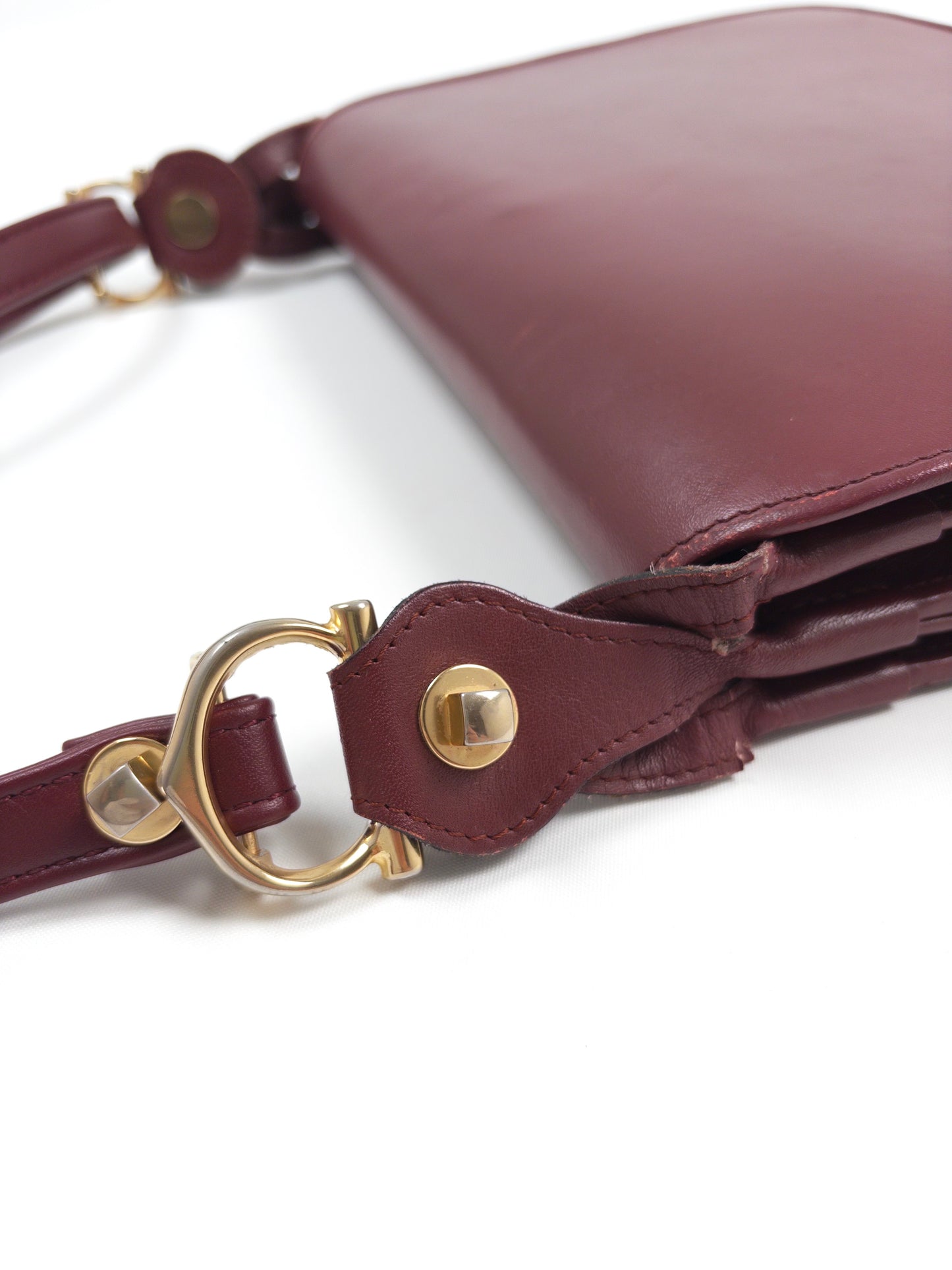 Must de Cartier Burgundy Leather Shoulder Bag