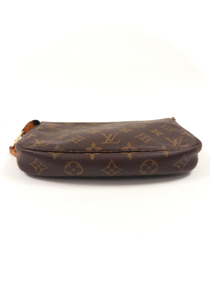 Louis Vuitton Monogram Pochette