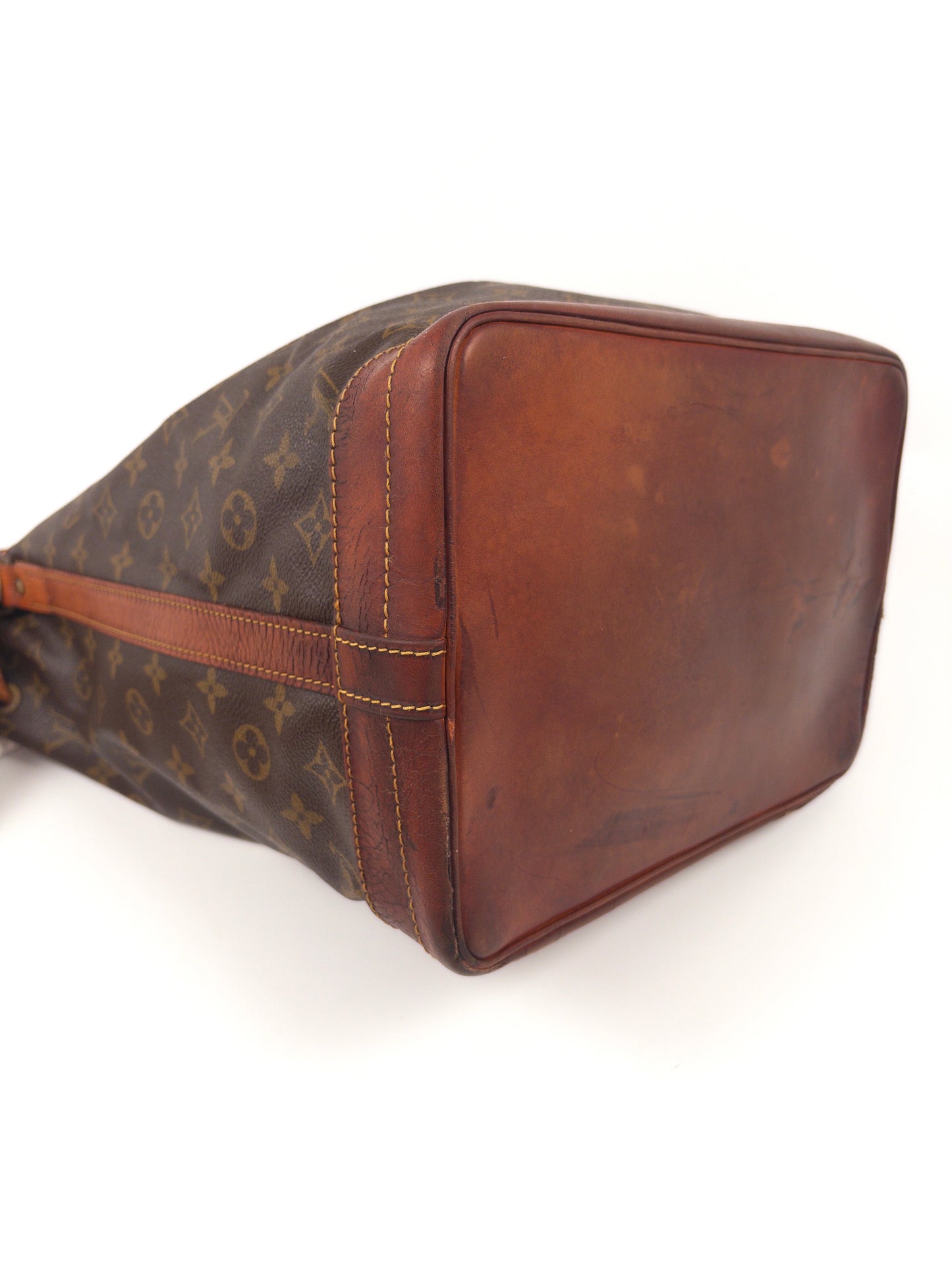 Louis Vuitton Noé Monogram shoulder bag