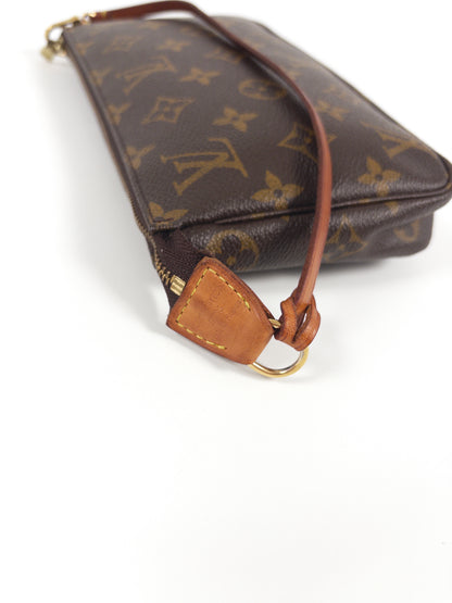 Louis Vuitton Pochette