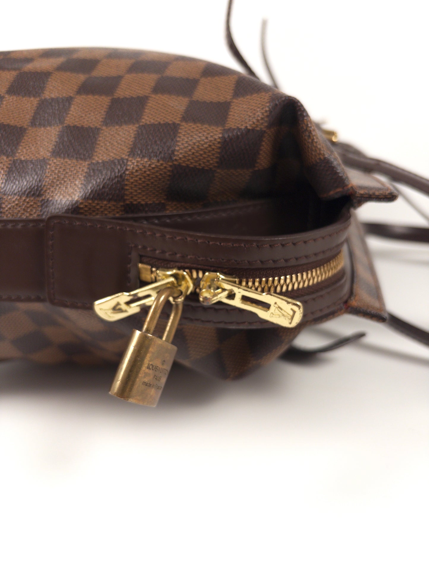 Louis Vuitton Chelsea Bag